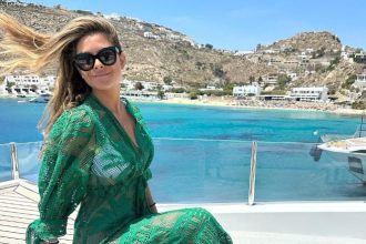 Μαρία Μενούνος: «Θέλω να μεγαλώσω την κόρη μου στην Ελλάδα»