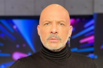 Νίκος Μουτσινάς: Πήρε εξιτήριο από το νοσοκομείο - Το μήνυμά του