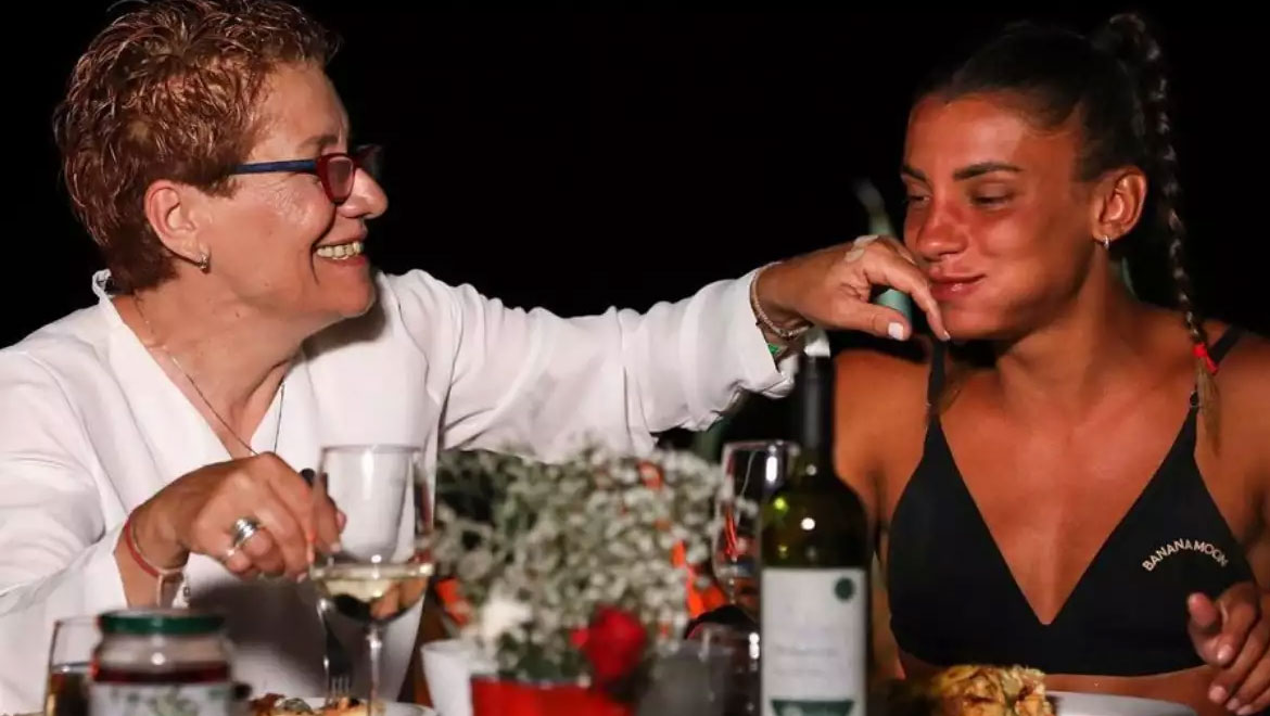 Survivor All Star: Η μητέρα της Μαριαλένας της ζήτησε εγγονάκι με τον Σάκη Κατσούλη