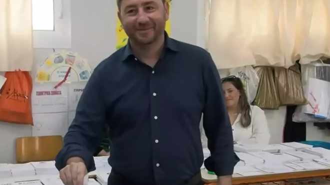 Στο Αρκαλοχώρι ψήφισε o Νίκος Ανδρουλάκης