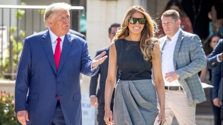 Η Μελάνια Τραμπ απούσα από τις δικαστικές περιπέτειες του συζύγου της
