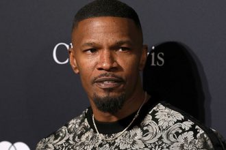 Τζέιμι Φοξ: Η πρώτη δημόσια εμφάνιση μετά την περιπέτεια της υγείας του