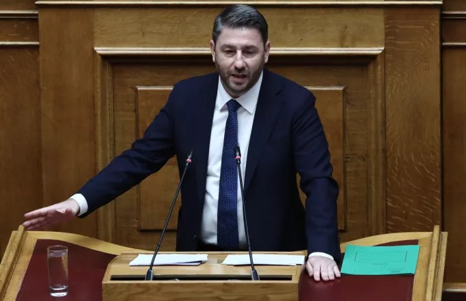 Καταγγελία Ανδρουλάκη: Προσπάθησαν να με παγιδέψουν τρεις φορές με Predator