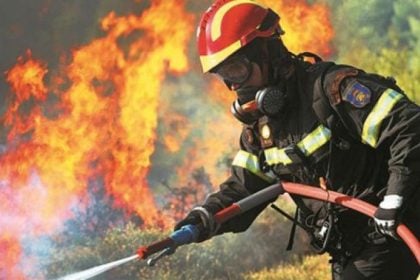 Φωτιά στην Κοζάνη, μεταξύ Μαυροπηγής και Ποντοκώμης – Διακοπή κυκλοφορίας στην Εγνατίας