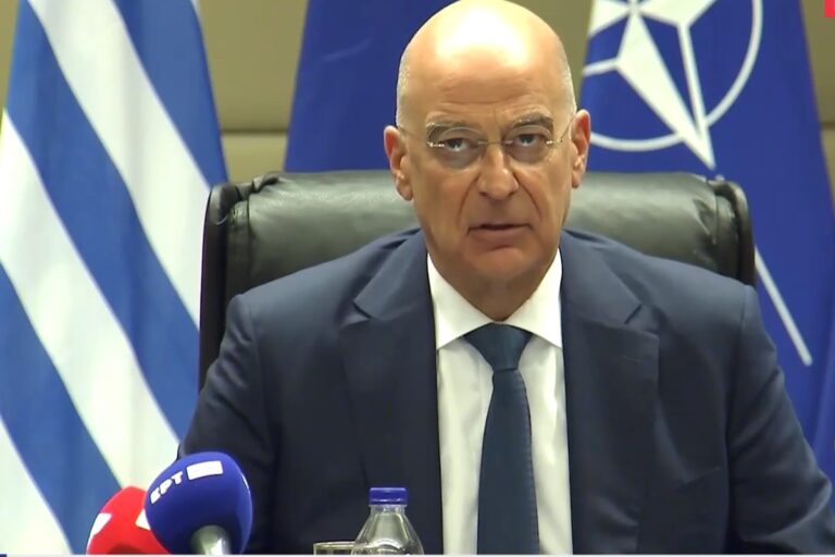 Τηλεφωνική επικοινωνία Δένδια – Λόιντ Όστιν