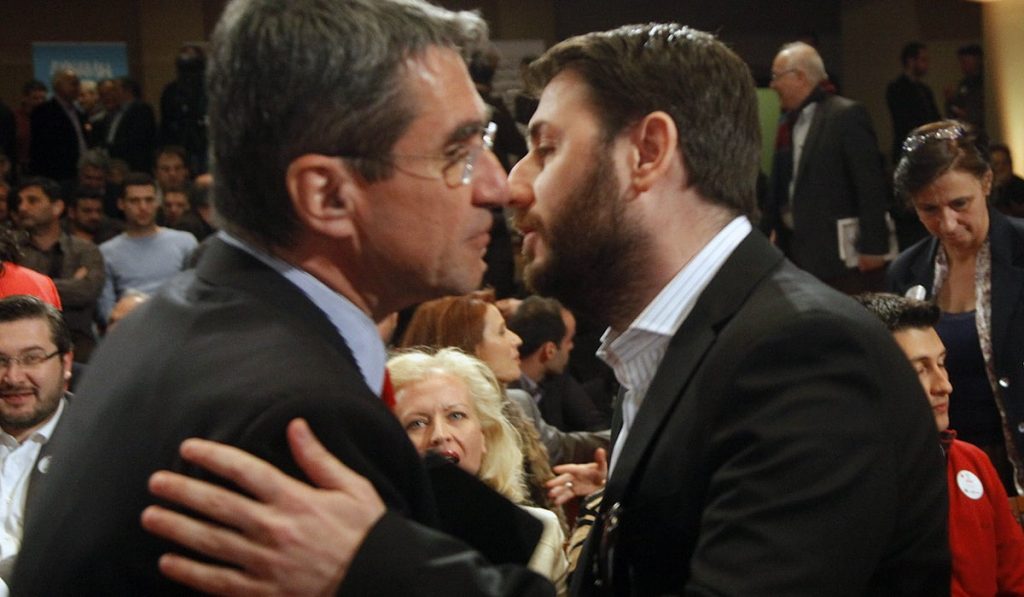 Πώς φτάσαμε στο «διαζύγιο» του Λοβέρδου με τον Ανδρουλάκη – Οι σταθμοί της σύγκρουσης