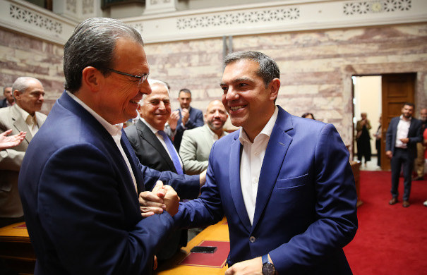 ΣΥΡΙΖΑ: Ομόφωνα νέος επικεφαλής της Κ.Ο. ο Σωκράτης Φάμελλος - Θερμό χειροκρότημα για τον Αλέξη Τσίπρα (ΒΙΝΤΕΟ)