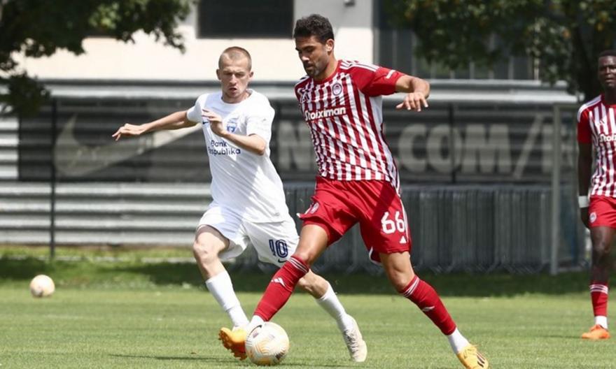 Έβγαλε ζητήματα, αλλά και νέες ιδέες στο φιλικό με τη Σαμπάχ ο Ολυμπιακός