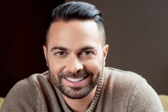 Ηλίας Βρεττός και Λευτέρης Μητσόπουλος στο Πιο Μεγάλο Παζάρι