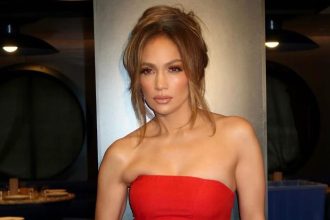 Τζένιφερ Λόπεζ: Η εξομολόγηση για τη σχέση της με το αλκοόλ – Γιατί της «τα έχωσαν» οι επικριτές της