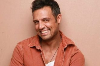 Σάββας Πούμπουρας: Εκτάκτως στη Ρόδο για τις φωτιές - Η έκκληση στο διαδίκτυο