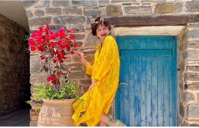 Ταμίλα Κουλίεβα: Οι υπέροχες στιγμές χαλάρωσης στη Σαντορίνη