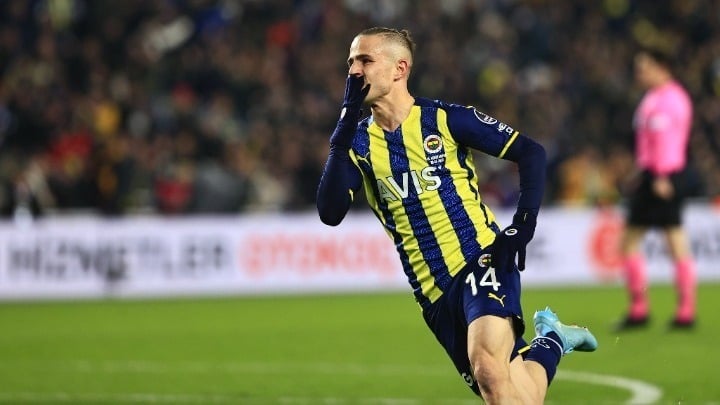 Πέλκας για Φενέρ: «Μακάρι να συναντηθούμε ξανά»