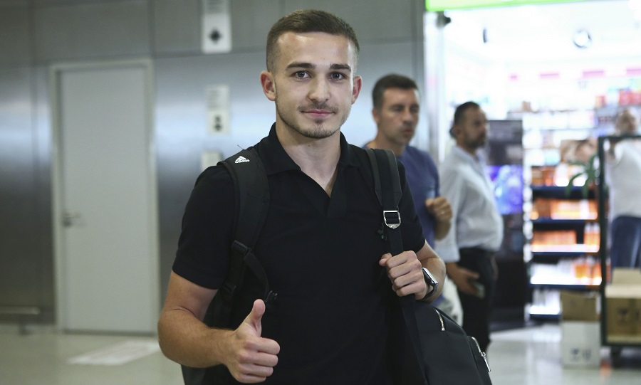 Έφτασε ο Μπρίνιτς για τον Ολυμπιακό - Οι πρώτες του δηλώσεις