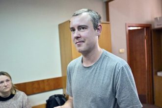 Λευτέρης Σουλτάτος: «Εξαιτίας σου Ελένη Φουρέιρα πήρα την πιο γλυκιά αγκαλιά από τη κόρη μου»