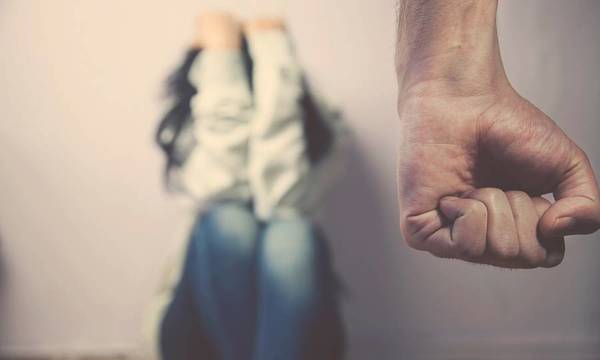 Λάρισα: Γυναίκα έπεσε θύμα άγριου ξυλοδαρμού από τον σύζυγό της