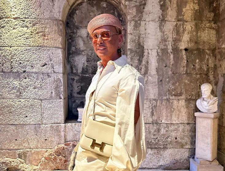 Λάκης Γαβαλάς: «Έχω ερωτευτεί γυναίκες νοητικά και τους έχω ανοιχτεί»