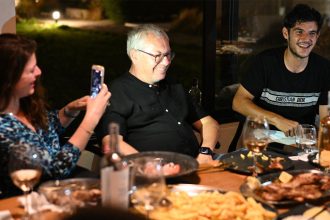 Σταμάτης Μαλέλης: Η πρώτη εμφάνιση με τη σύζυγό του στη Νάξο