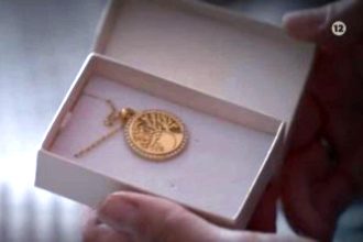 "Παγιδευμένοι": Το χρυσό κολιέ της Άννας που θα την σημαδέψει