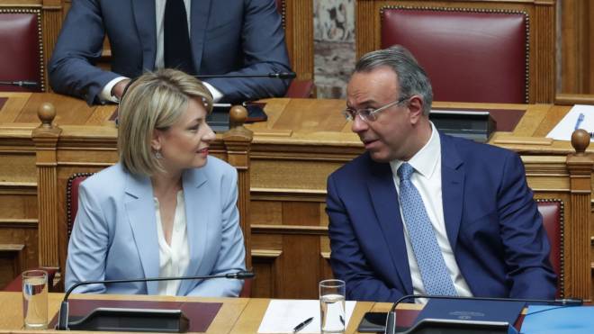 Χρήστος Σταϊκούρας: Διασφαλίζουμε τις δωρεάν ή μειωμένου κόστους μετακινήσεις των φοιτητών με τα ΚΤΕΛ