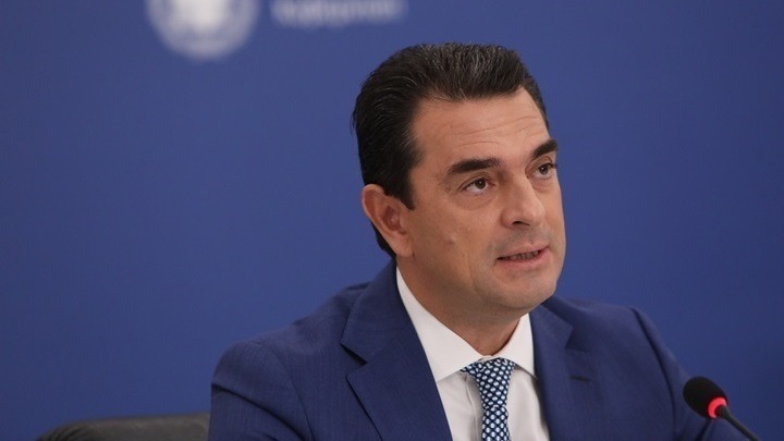 Κ. Σκρέκας: Πλαφόν στο περιθώριο κέρδους για σχολικά είδη και θερμοσίφωνες