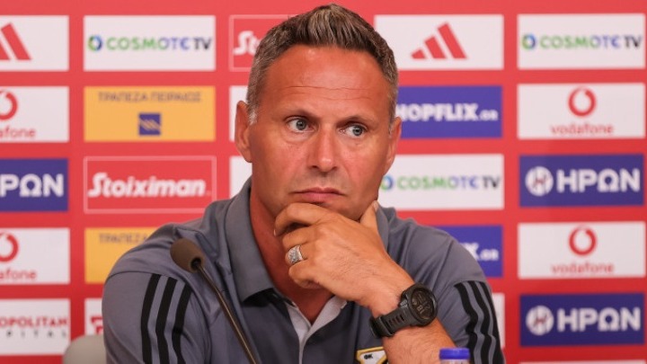 Λέσνιακ: «Θρύλος του ελληνικού ποδοσφαίρου ο Ολυμπιακός»