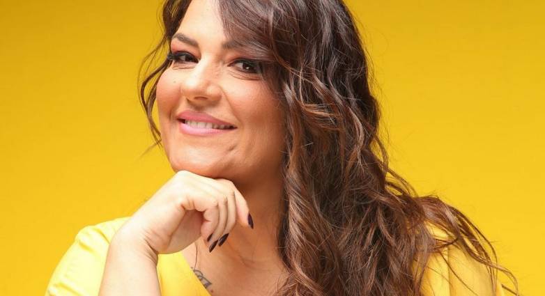 Κατερίνα Ζαρίφη: Ο καθένας φτιάχνει τη ζωή που του ταιριάζει