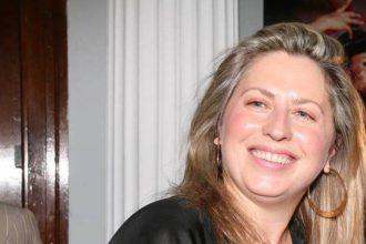 Συγκινεί η Σάντρα Βουτσά: «Ήταν σοκαριστικό, δεν το είχαμε καταλάβει ότι έχει τόσο καρκίνο»