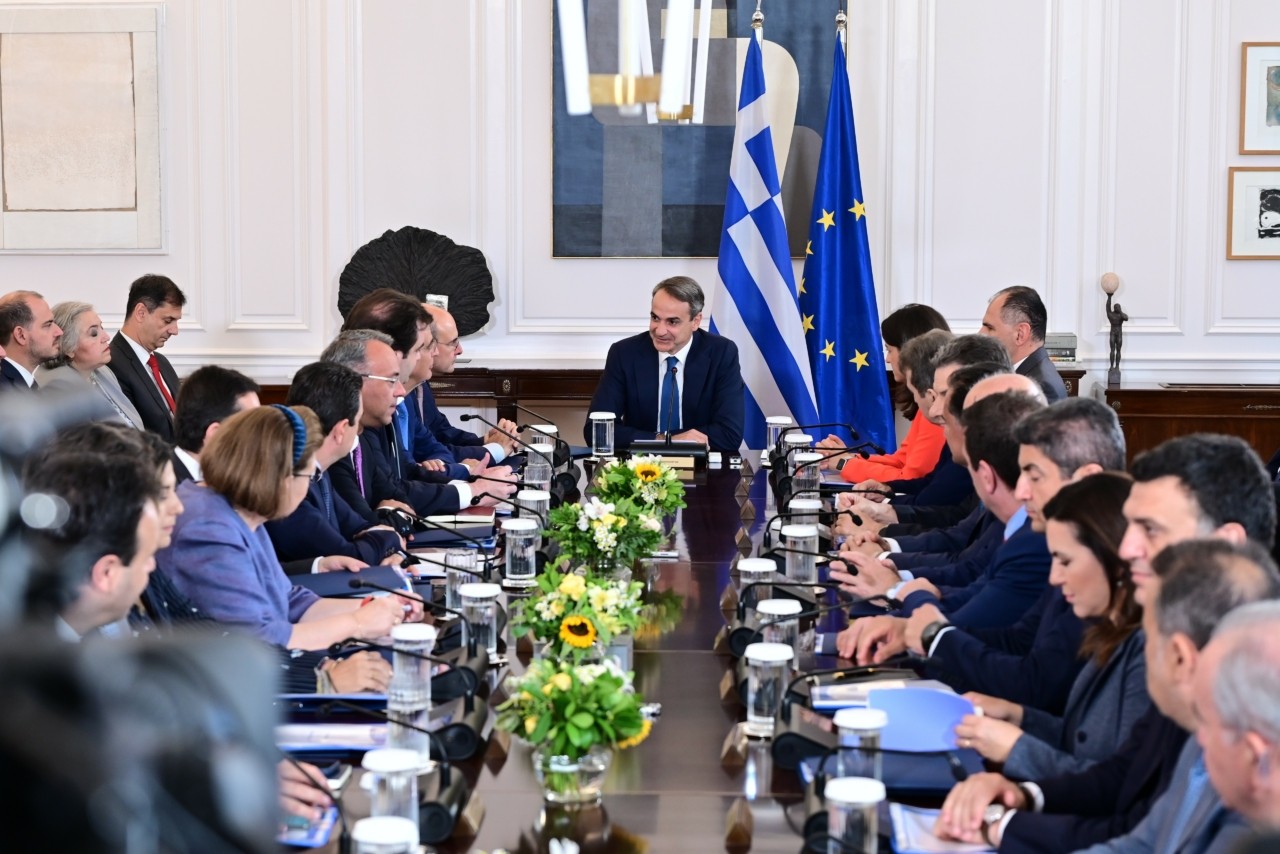 Ανασχηματισμός: Τα σενάρια και οι σκέψεις για νέα παραίτηση - Ποιοι υπουργοί βρίσκονται υπό αξιολόγηση;