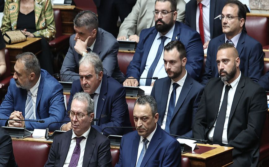 Ανατροπή στους Σπαρτιάτες: Τα βρήκαν στο... παρά ένα της κατάθεσης Στίγκα - Επιστρέφουν στην ΚΟ οι διαγραμμένοι