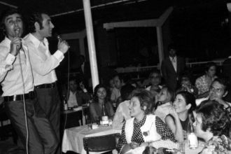 Η παρτίδα μπιλιάρδο που έκανε Βοσκόπουλο και Διονυσίου να φύγουν με περιπολικό