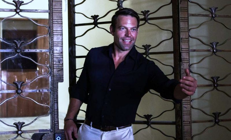 Κασσελάκης: Δεν θέλω να παραιτηθούν ούτε η Έλενα, ούτε ο ναύαρχος, ούτε ο Όθωνας για να μπω στη Βουλή