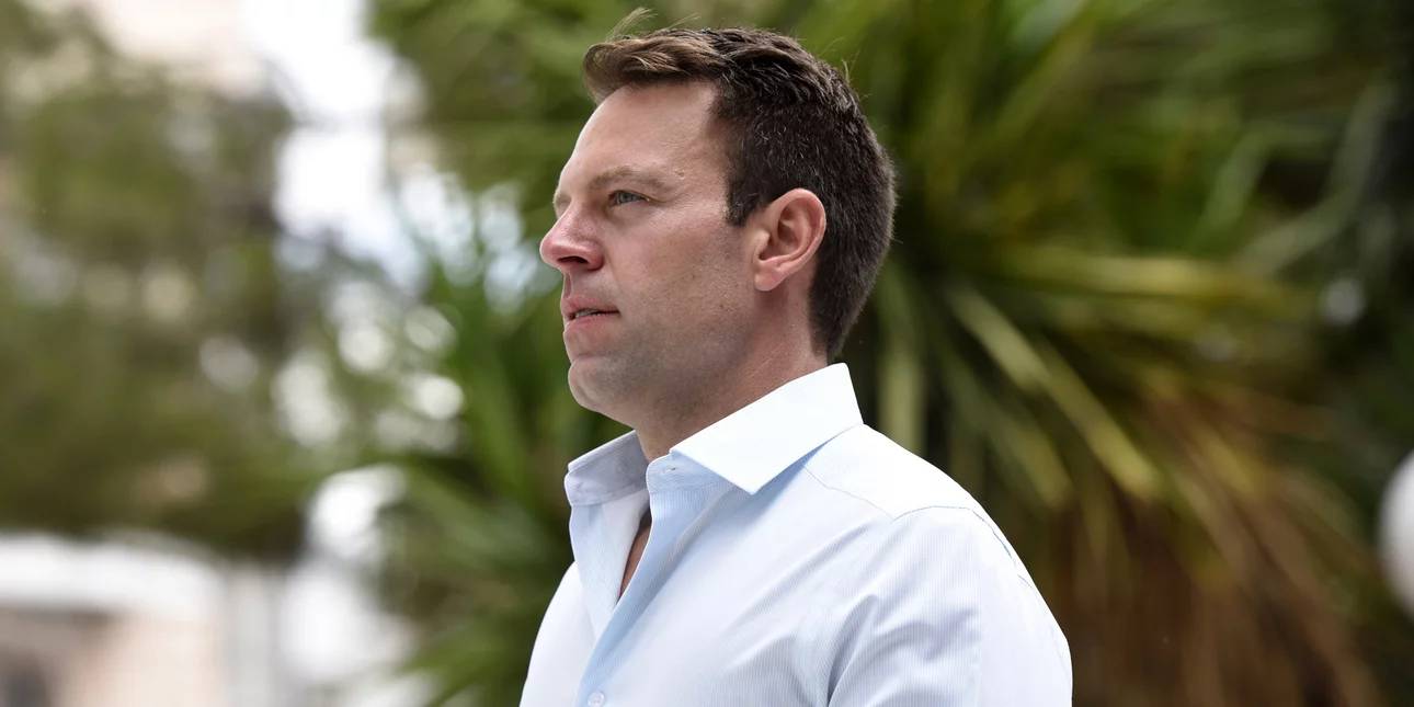 Μήνυμα... από "Ομπρέλα" στον Κασσελάκη: ΣΥΡΙΖΑ: Άμεση σύγκληση της Πολιτικής Γραμματείας, "καίει" το θέμα του Συνεδρίου