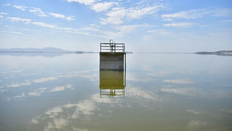 Αγνοείται ψαράς στη λίμνη Κάρλα