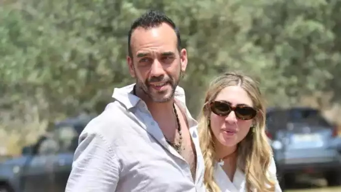 Πάνος Μουζουράκης: Πατέρας για πρώτη φορά - Γέννησε η Μαριλού Κόζαρη