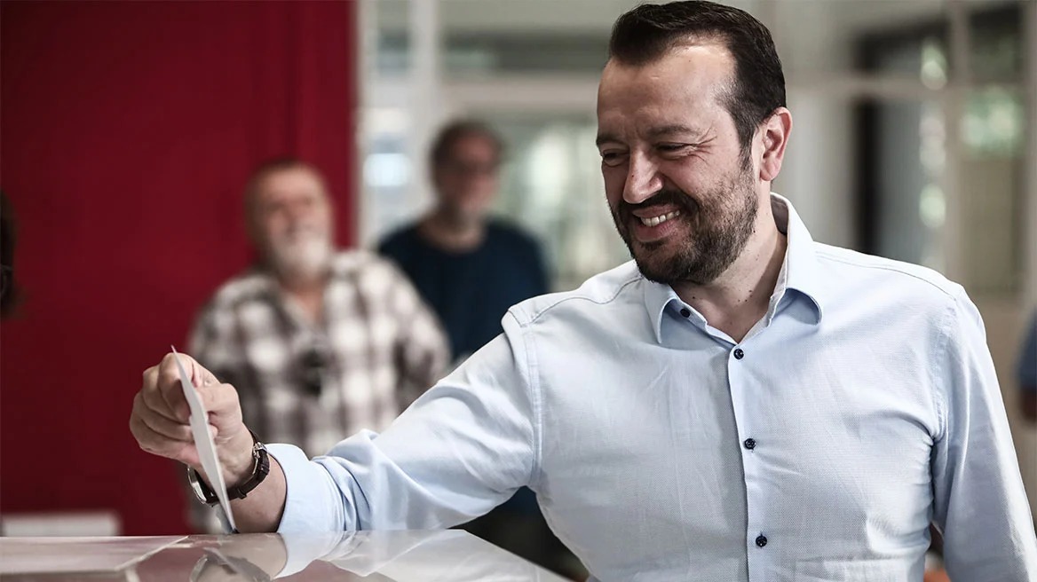 Ψήφισε ο Νίκος Παππάς: «Σήμερα χτίζουμε την παράταξη της νίκης»