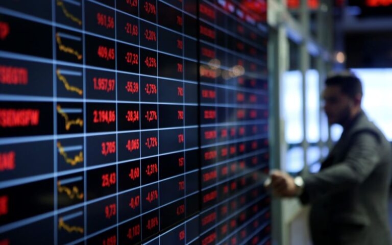 Ισχυρή πτώση 2,04% στο Χρηματιστήριο Αθηνών