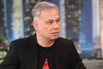 Χριστόφορος Ζαραλίκος για Σάσα Σταμάτη: «Τι σόι συγγνώμη είναι αυτή μετά από δύο σχεδόν χρόνια»