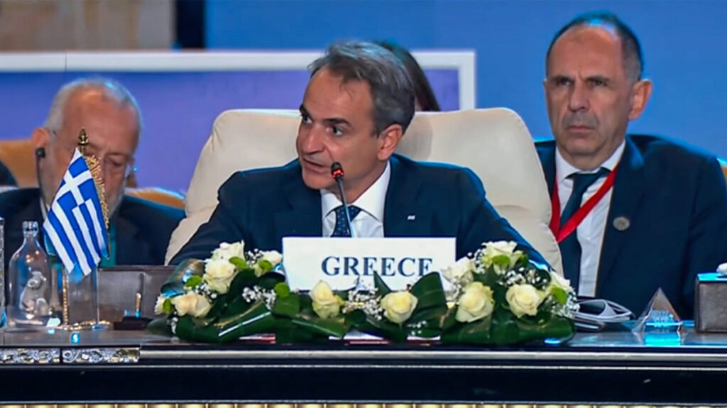 Μητσοτάκης από Κάιρο: Καμία στρατιωτική παρέμβαση δεν μπορεί να αντικαταστήσει μία βιώσιμη ειρηνική λύση