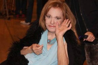 Δύσκολες ώρες για τη Μαίρη Χρονοπούλου – Για δεύτερο 24ωρο νοσηλεύεται διασωληνωμένη στη ΜΕΘ