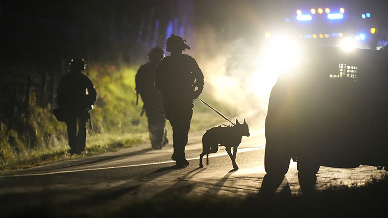 Μακελειό στο Μέιν: Άφαντος ο ένοπλος – Ανθρωποκυνηγητό για τον εντοπισμό του