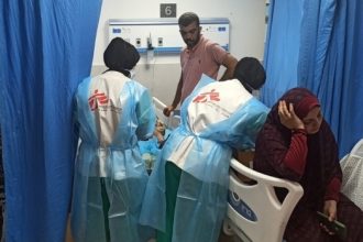 Χωρίς αναισθητικό χειρουργούνται οι τραυματίες στη Γάζα, καταγγέλλουν οι Γιατροί Χωρίς Σύνορα