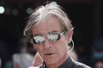 Αίας Μανθόπουλος: Αγωνία για τον ηθοποιό – Τι λέει η σύντροφός του για την κατάσταση της υγείας του