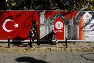 Τουρκία: Στη φυλακή σύζυγος και γονείς που πάντρεψαν την κόρη τους σε ηλικία 6 ετών