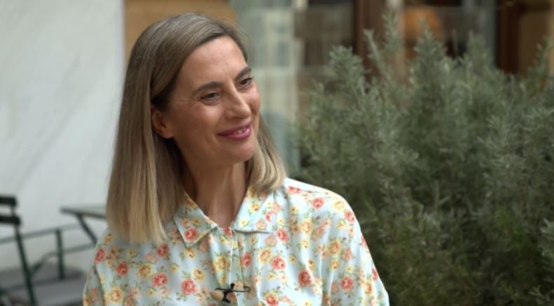 Βίκυ Βολιώτη: «Δεν θεωρώ ότι τα παιδιά είναι η “συνέχειά” μας»