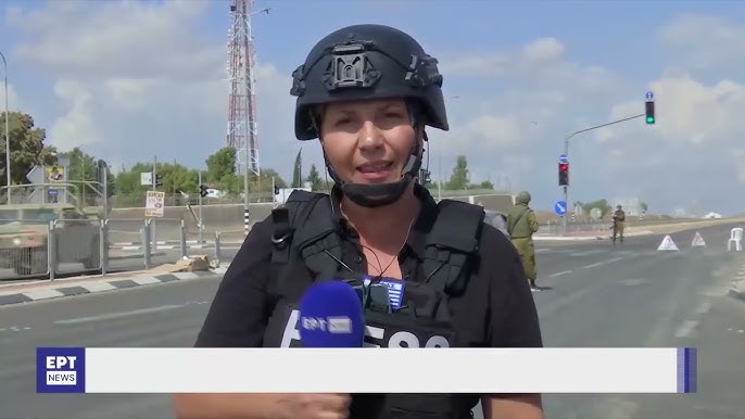 Μαρινέλλα: Γιατί φορούσα παντελόνια