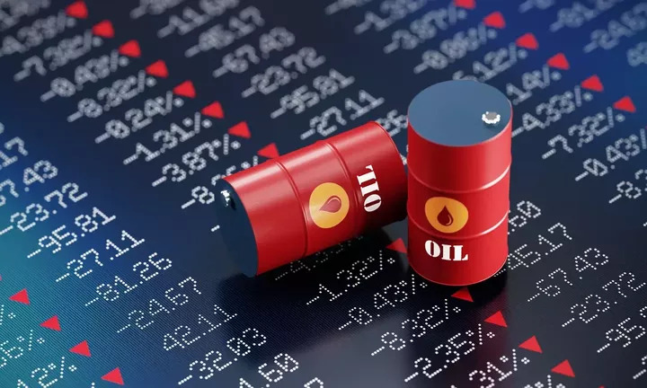 Πήραν την «ανηφόρα» οι τιμές σε πετρέλαιο και φυσικό αέριο - Φόβος για ενεργειακό σοκ λόγω της κατάστασης στη Μέση Ανατολή