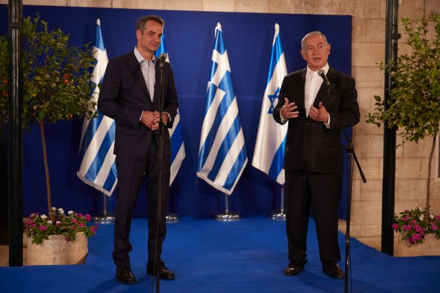 Στο Ισραήλ σήμερα (;) ο Μητσοτάκης – Όλα τα σενάρια στο τραπέζι του Μαξίμου για τις εξελίξεις στη Μέση Ανατολή
