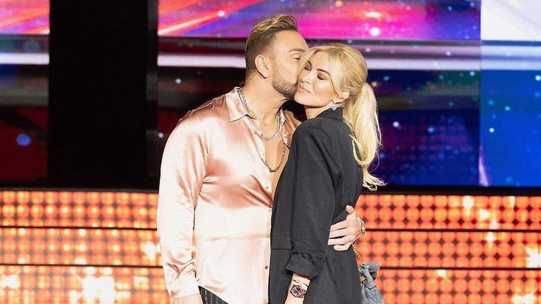 Κατερίνα Καινούργιου: Στο πλευρό του Νίκου Κοκλώνη στο Fame Story μετά τις φήμες περί κρίσης στη σχέση τους