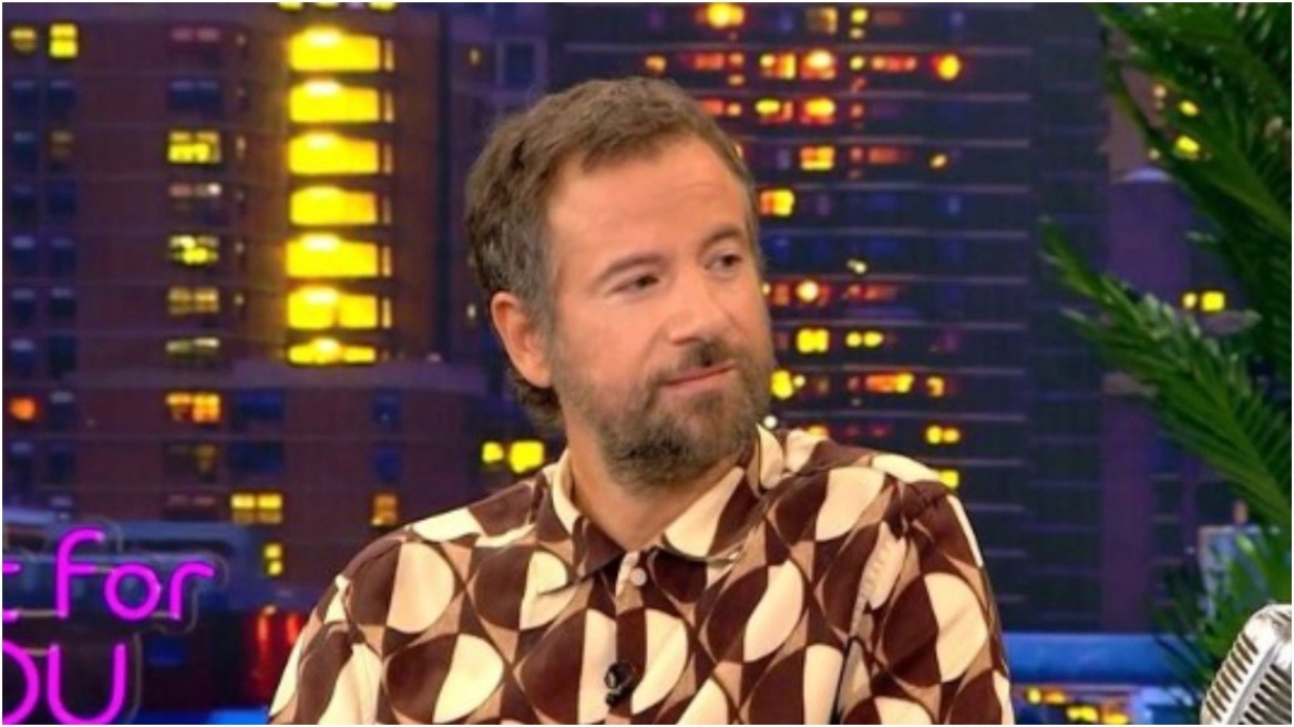 Κωστής Μαραβέγιας: «Οι γυναικοκτονίες ξεκινάνε πολύ συχνά από υπερβολικές σκηνές ζήλειας»